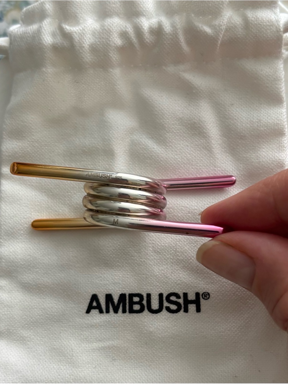 AMBUSH 925 Silver Spiral Ring with Gradient Pink & Gold Accents